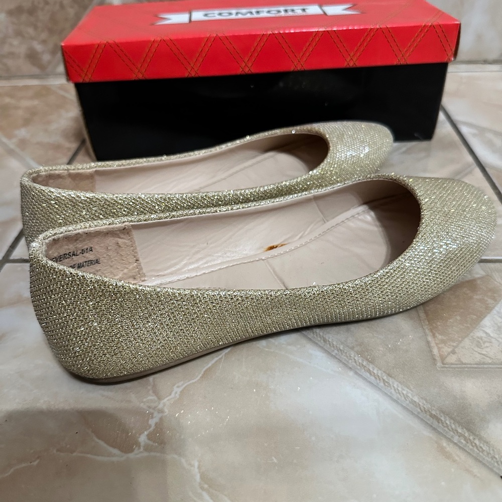 Sparkly gold flats